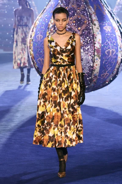 Look 55